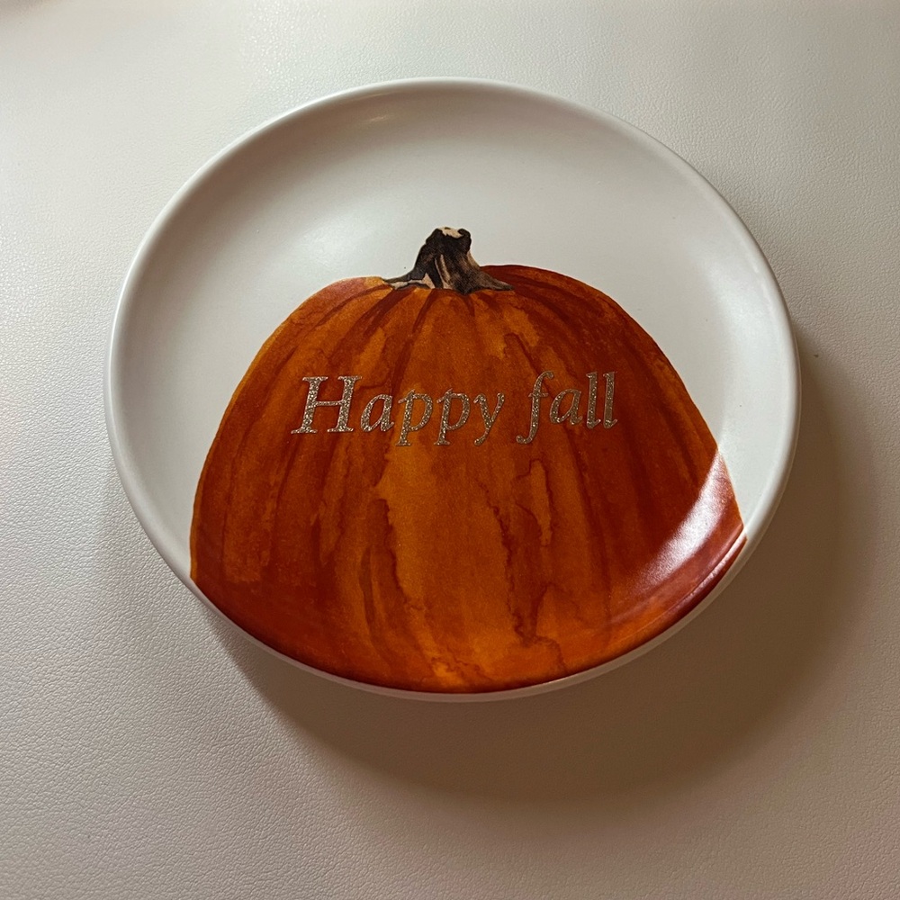 Pumpkin fall plate with gold accent
